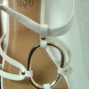 Strappy Ladies sandles